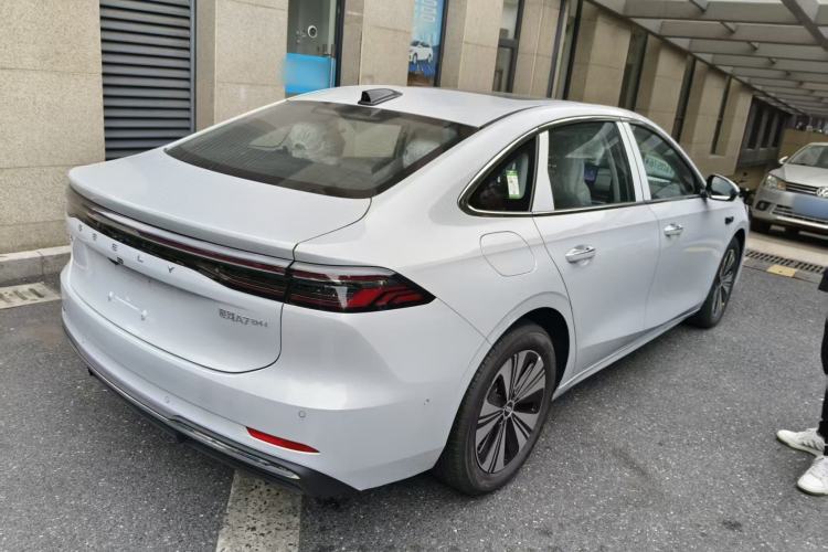 Used Geely Galaxy Galaxy A7 2025 Model EM-i 150km Long-Distance Edition
