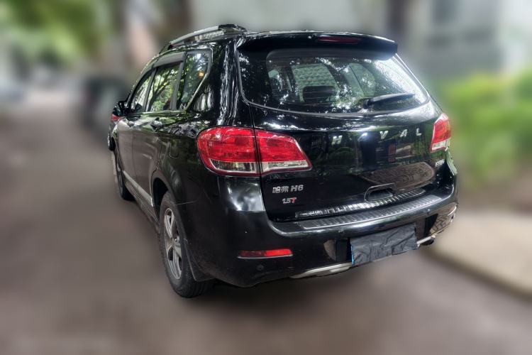 Used Haval H6 2013 Upgraded Model 1.5T Manual Two-Wheel Drive Elite Version