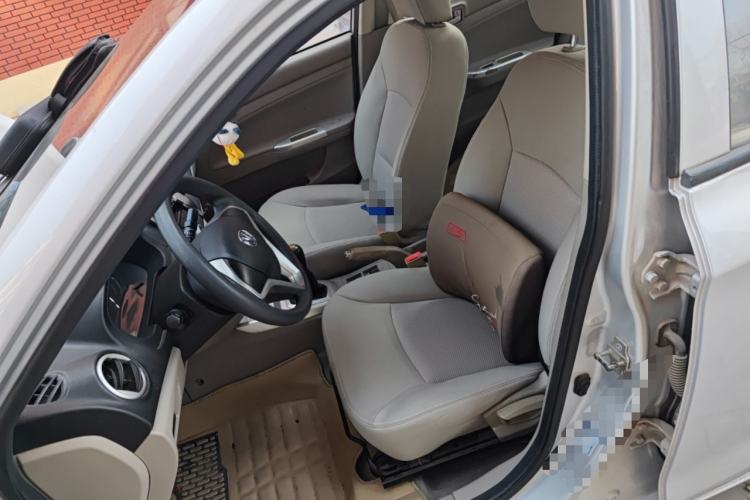 Used CHANGAN Alsvin V3 2012 1.3L Manual Luxury Version China IV Standard
