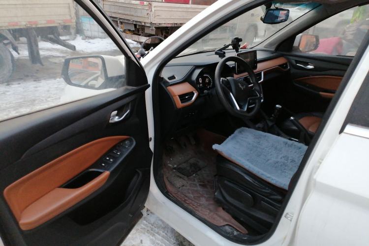 Used Wuling Hongguang 2019 1.5L S Comfort Edition China VI LAR
