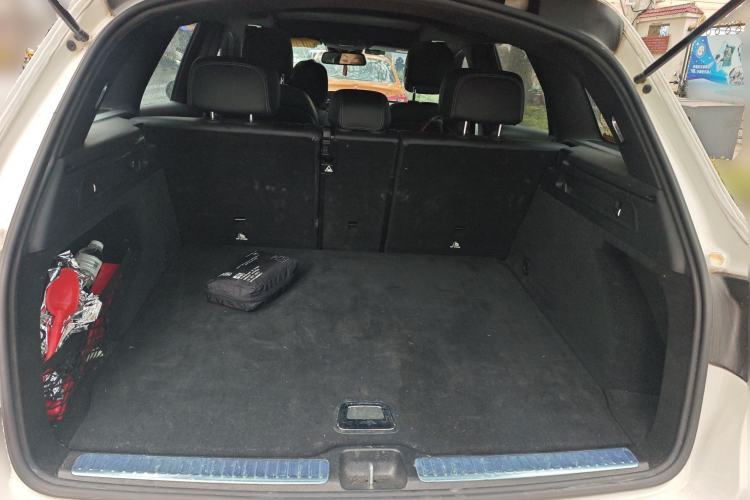 Used Mercedes-Benz GLC 2017 GLC 260 4MATIC Luxury Model