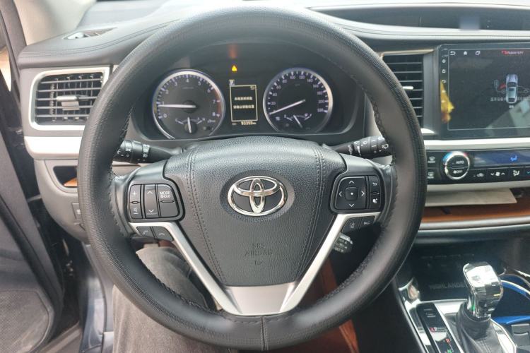 Used Toyota Highlander 2018 2.0T Four-Wheel Drive Ultimate Edition 7-Seater Emission Standard China V
