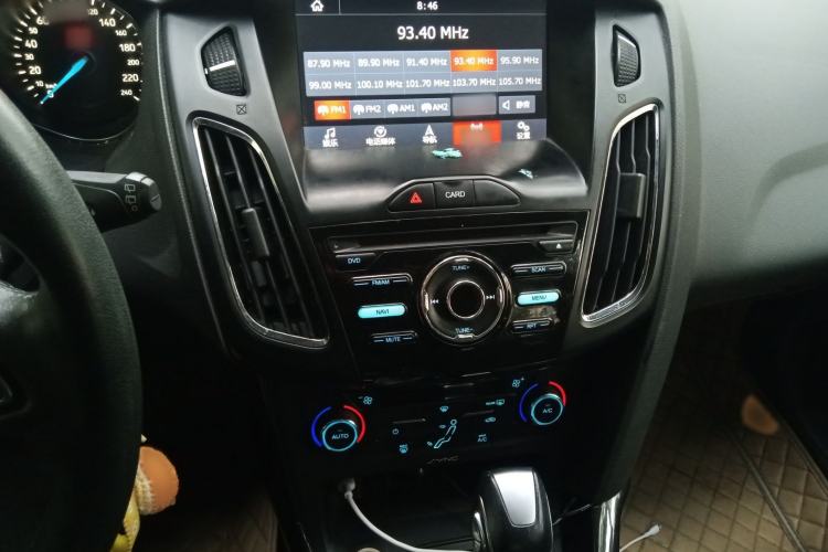 Used Ford Focus 2015 Hatchback 1.6L Automatic Fashion Edition
