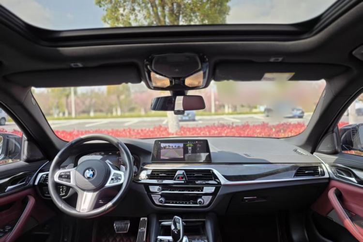 Used BMW 5 Series 2020 530Li Leading Model M Sport Package Interior 3