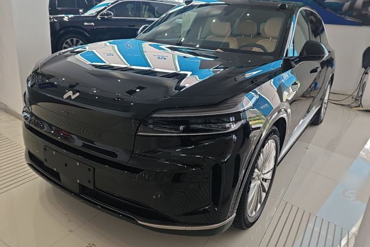Used ONVO Luxeed L90 2025 Model—Ultra Six-Seater Version