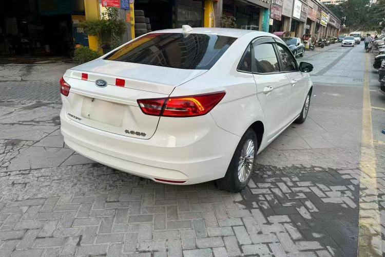 Used Ford Escort 2017 1.5L Manual Comfort Model
