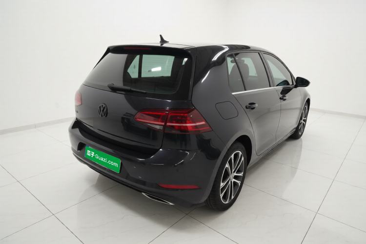 Used Volkswagen Golf 2020 Charming Edition 280TSI DSG R-Line Rear Right 45 Deg