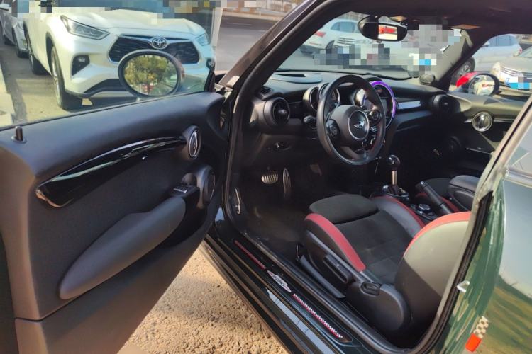 Used MINI JCW 2017 2.0T JOHN COOPER WORKS Avant-Garde