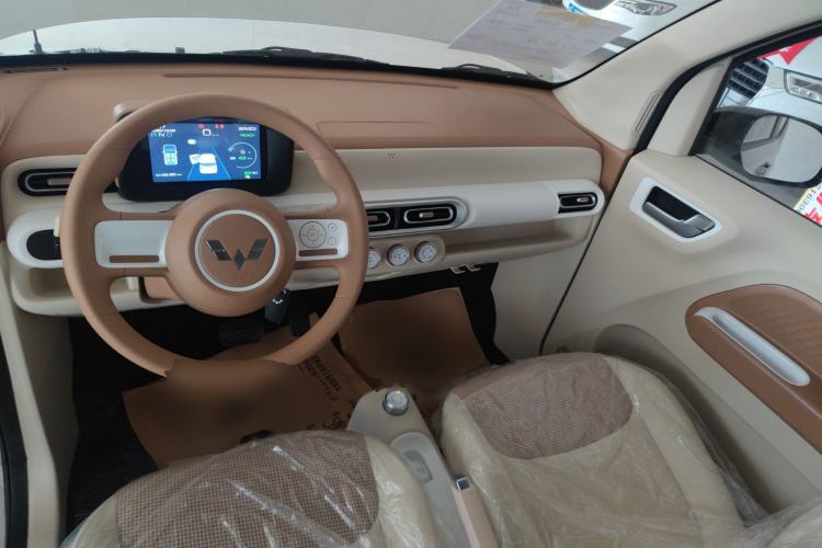 Used Wuling Hongguang MINIEV 2024 3rd Generation 215km Youth Edition
