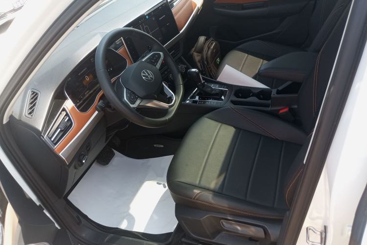 Used Volkswagen Bora 2023 200TSI DSG Enjoyment Edition Left Front Seat