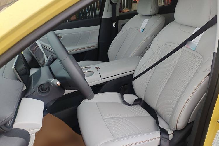 Used Baojun Enjoy 2025 Plug-in Hybrid 140km Luxury Edition
