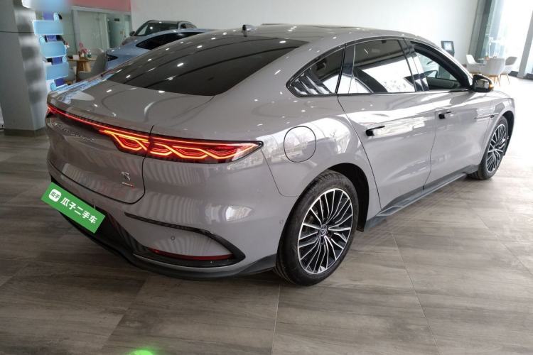 Used BYD Han 2025 DM-i Intelligent Driving Edition 125KM LiDAR Flagship Model
