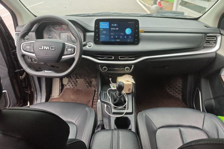 Used JMC Yuhu 7 2022 2.0T Manual Diesel 4x4 Comfort Version Standard Wheelbase
