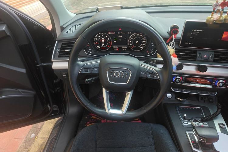 Used Audi Q5L 2020 40 TFSI Prestige Fashion Edition Steering Wheel