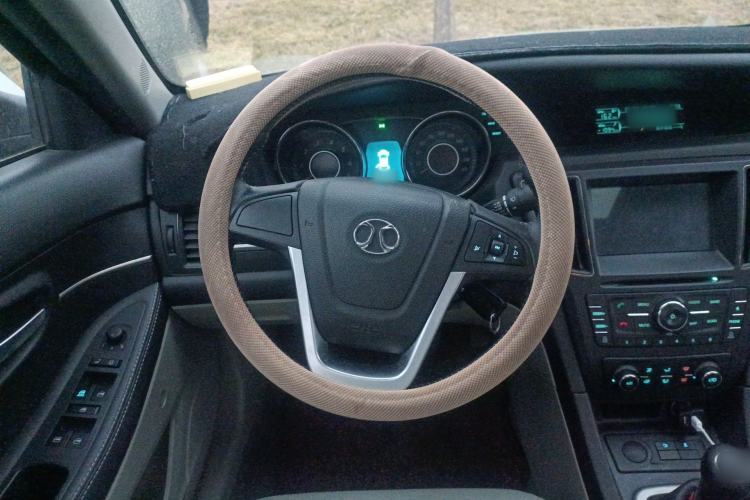 Used BAIC Senova D50 2014 1.5L manual comfort version Steering Wheel