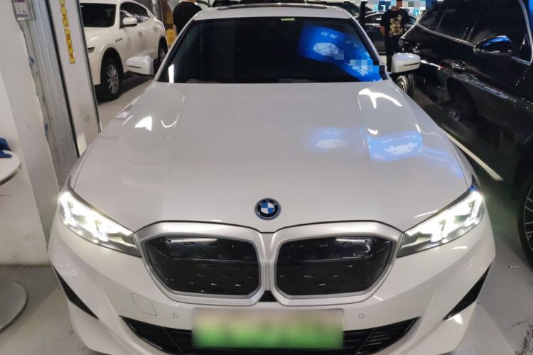 Used BMW i3 2022 eDrive 35 L
