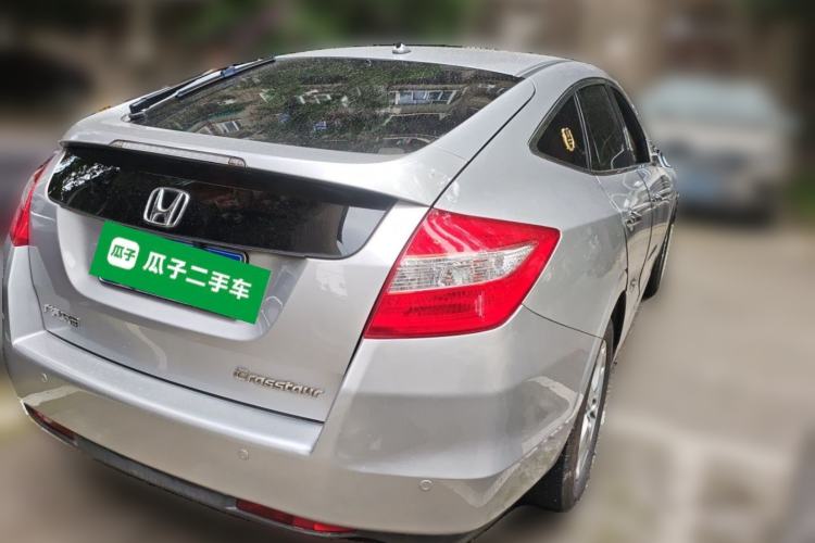 Used Honda Crosstour 2012 2.4L Prestige Edition
