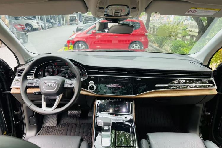 Used Audi Q7 2022 55 TFSI quattro S line Prestige Edition Exterior 10