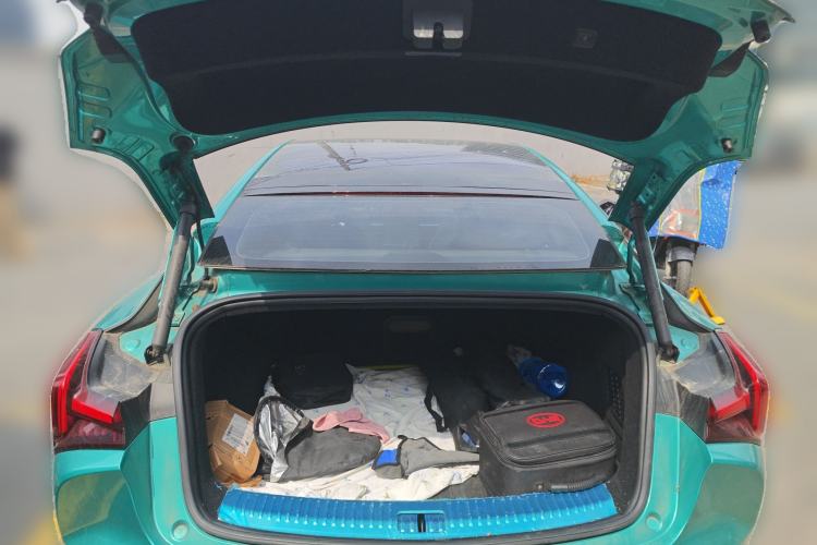 Used NETA S 2022 Pure Electric 715 km Range Rear-Wheel Drive Mid-Range Version