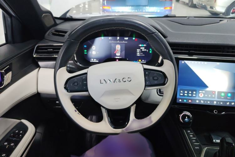 Used Lynk & Co 01 EM-P 2023 1.5TD EM-P Dawn Edition