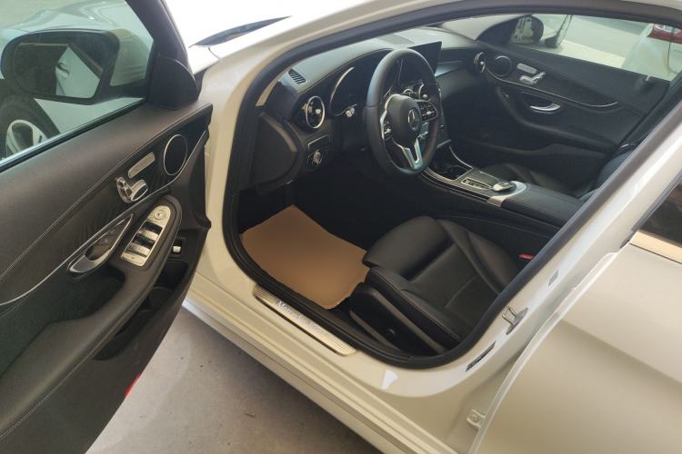 Used Mercedes-Benz C-Class 2019 Restyled C 260 L Sport Edition Driver Seat