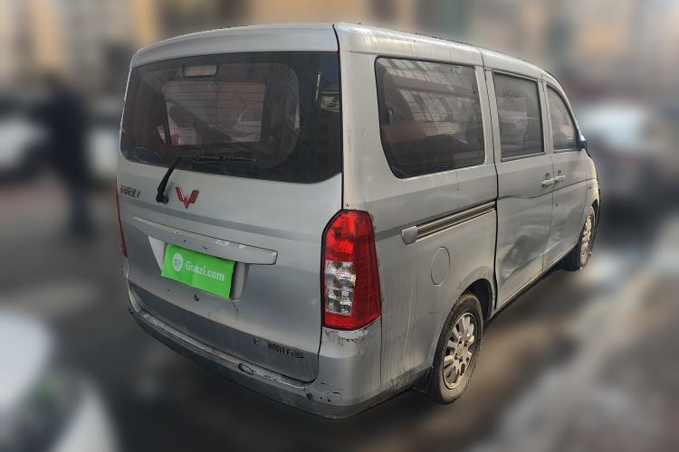 Used Wuling Rongguang V 2015 1.5L Base Version