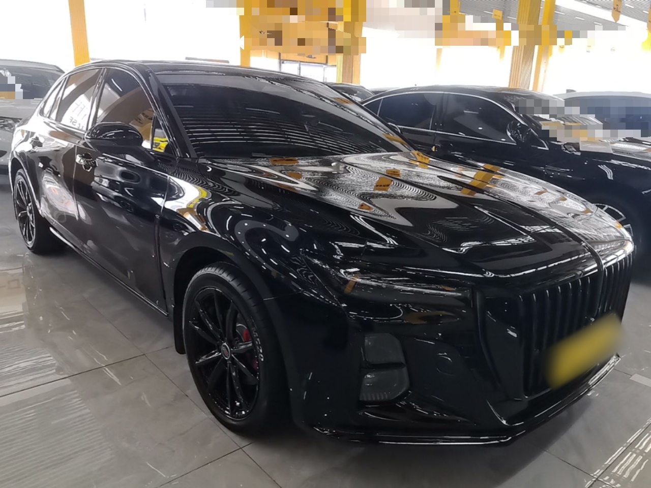 Hongqi H5 2025 Model 2.0T Automatic Xuan Ying 2 Million Units Commemorative Edition — снимка 3