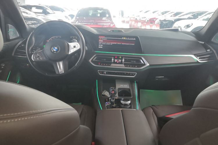 Used BMW X5 2022 Restyled xDrive 40Li M Sport Package
