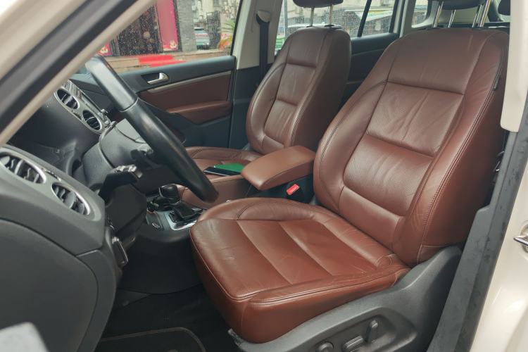 Used Volkswagen Tiguan 2015 2.0 TSI Automatic All-Wheel Drive Luxury Edition