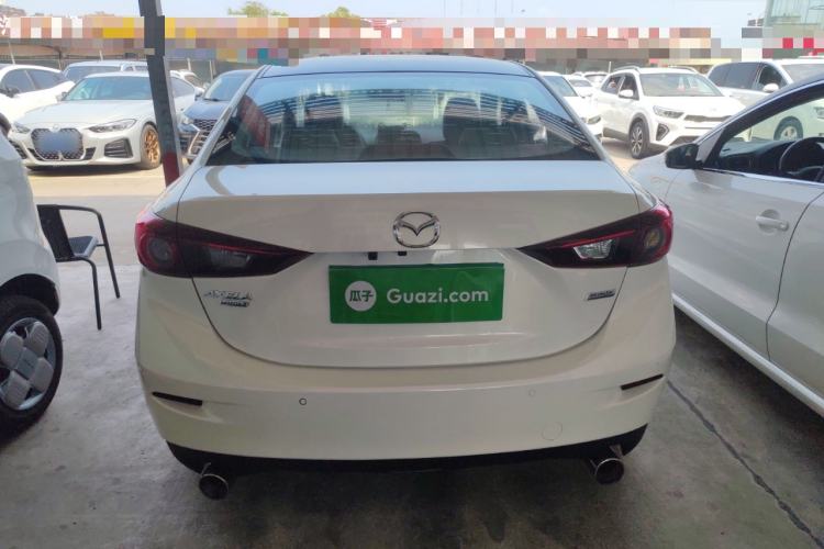 Used Mazda 3 Axela 2016 Sedan 2.0L Automatic Sport Model