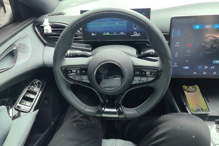 Used BYD Seal 2022 550 km Standard Range Rear-Wheel Drive Prestige Version