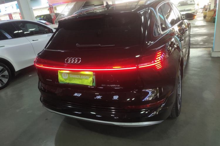Used Audi e-tron 2019 55 quattro Technology Edition
