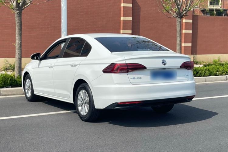 Used Volkswagen Bora 2020 1.5L Automatic Fashion Edition Exterior 4