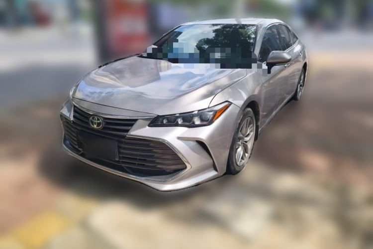 Used Toyota Avalon 2019 Dual-Engine 2.5L Luxury Edition China VI Standard
