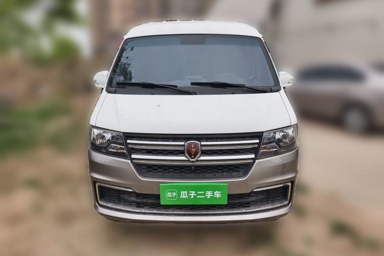 Used Jinbei Hiace X30 2024 1.5L Wealthy Van Model 2/5 Seats with Front-Mounted Air Conditioning Front