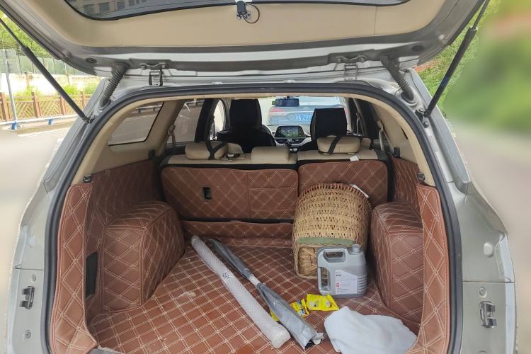 Used Baojun 310W 2017 1.5L Manual Fashion Model China V
