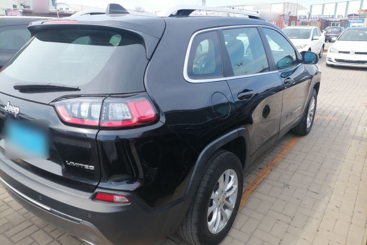 Used Jeep Cherokee 2019 2.0T Four-Wheel Drive Exclusive Edition China V
