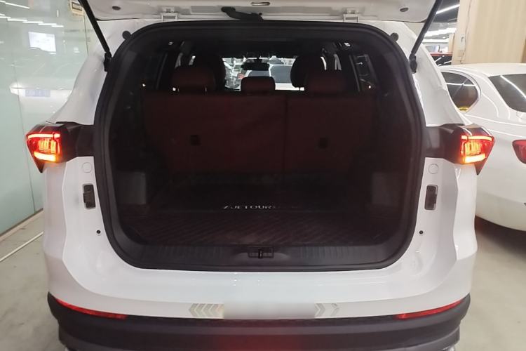 Used JETOUR X70 PLUS 2023 1.5T DCT Ziqiang PRO 5-Seater