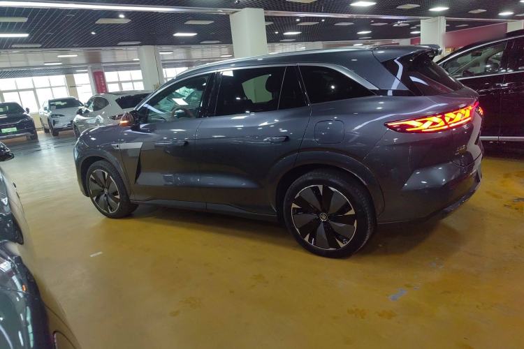 Used BYD Tang L 2025 EV 600KM All-Wheel-Drive LiDAR Flagship Model