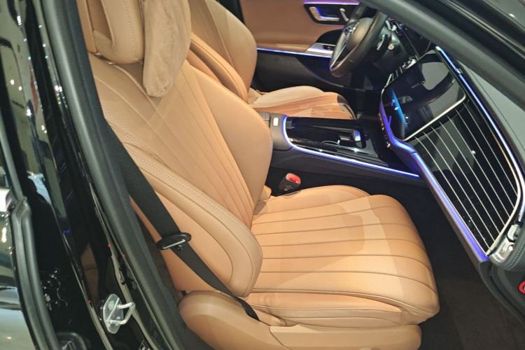 Used Mercedes-Benz E-Class 2024 E 260 L Right Front Seat