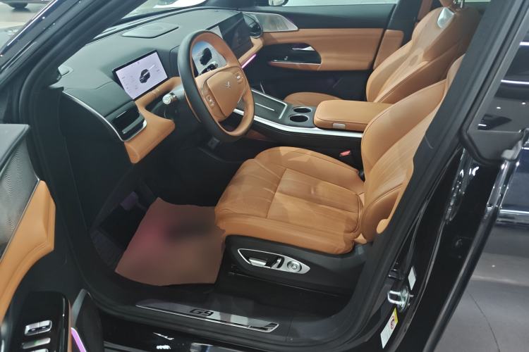 Used XPeng G9 2025 625 Long-Range Max Left Front Seat