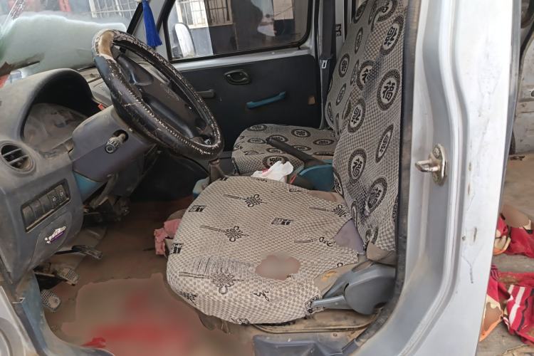 Used FAW Jiabao V52 2011 1.0L Practical Version LJ465QE1 Left Front Seat