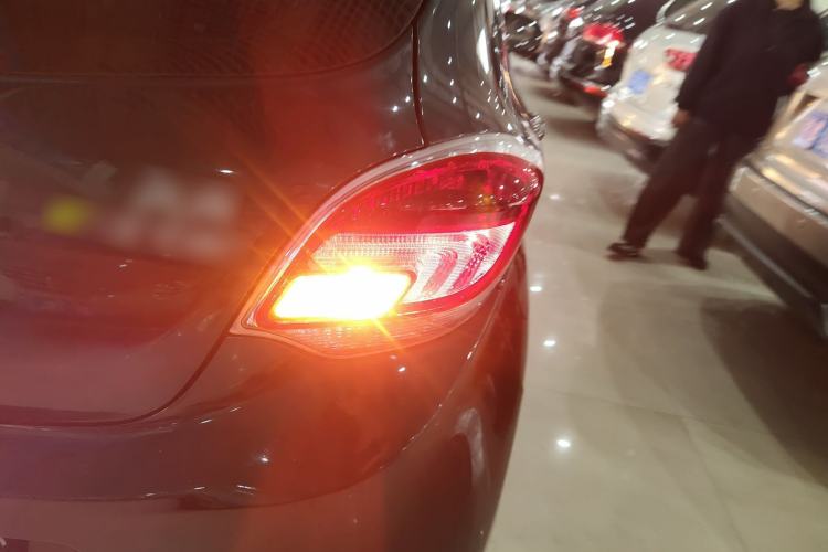 Used Oshan Benni E-Star 2021 National Edition Xin Yue Version (Fast-Charging Edition) Lithium Iron Phosphate (31.95 kWh)