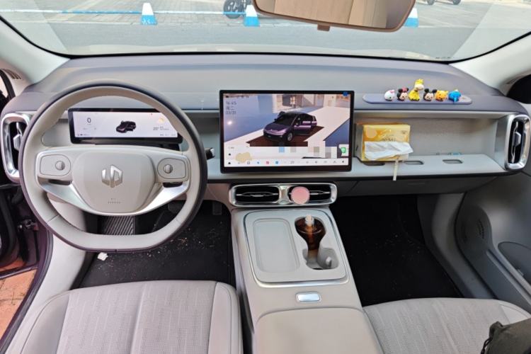 Used Leapmotor B01 2025 550 LiDAR Edition Center Console