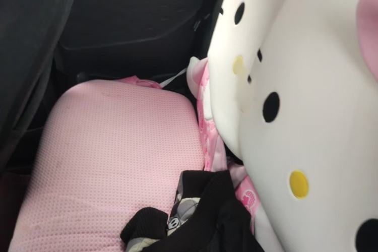 Used Chery QQ Ice Cream 2022 120km Conical Shape Lithium Iron Phosphate
