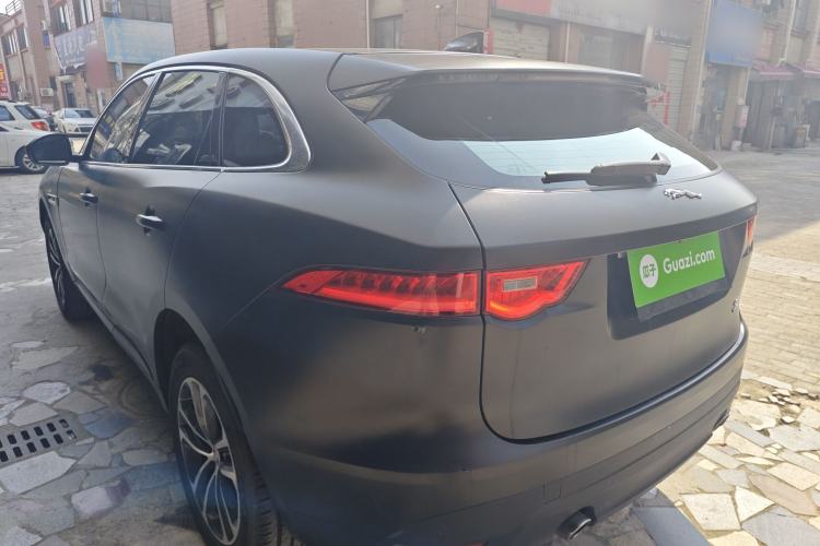 Used Jaguar F-PACE 2016 2.0T Two-Wheel-Drive R-Sport Sport Edition