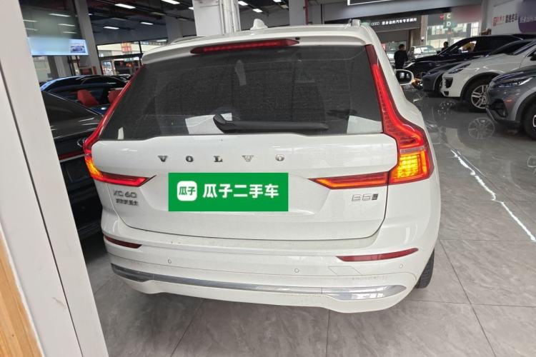 Used Volvo XC60 2024 B5 4x4 Smart Luxury Edition