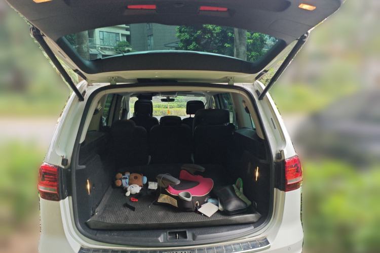 Used Volkswagen Sharan 2018 380TSI Luxury 7-Seater
