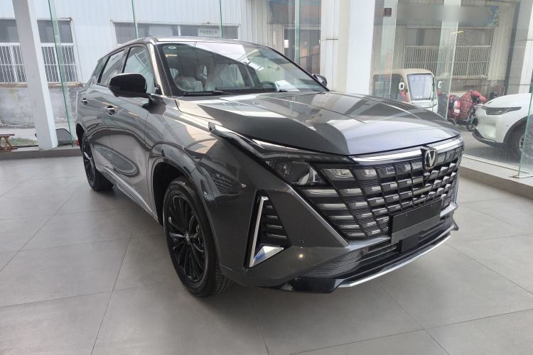 Used Changan UNI-Z New Energy 2024 Blue Whale Smart Electric iDD 125km Leading Model