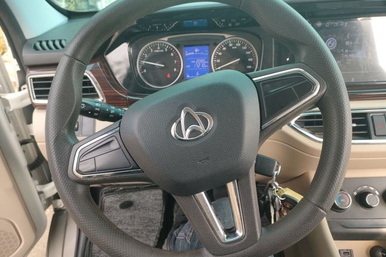 Used Kuayue Kuayue Xing V3 2022 1.5L Gasoline Comfort-Grade 5-Seater Passenger Vehicle JL473QH